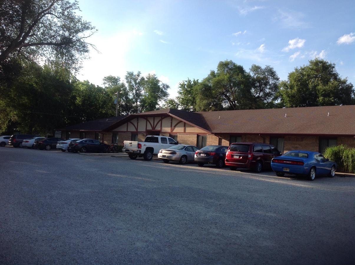 Coronado Motel & Rv Park Lindsborg Dış mekan fotoğraf