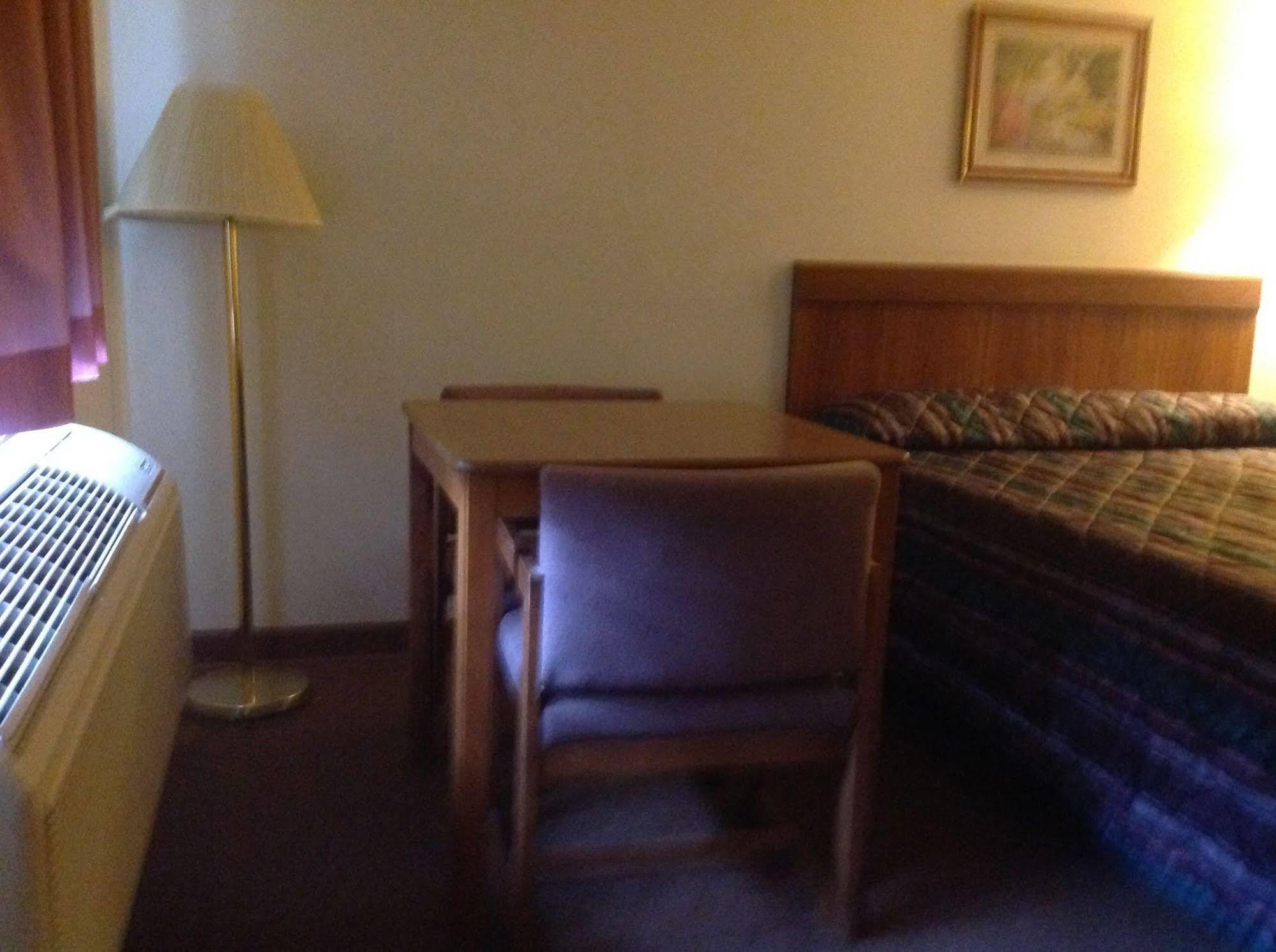 Coronado Motel & Rv Park Lindsborg Dış mekan fotoğraf