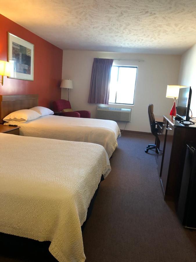 Coronado Motel & Rv Park Lindsborg Dış mekan fotoğraf
